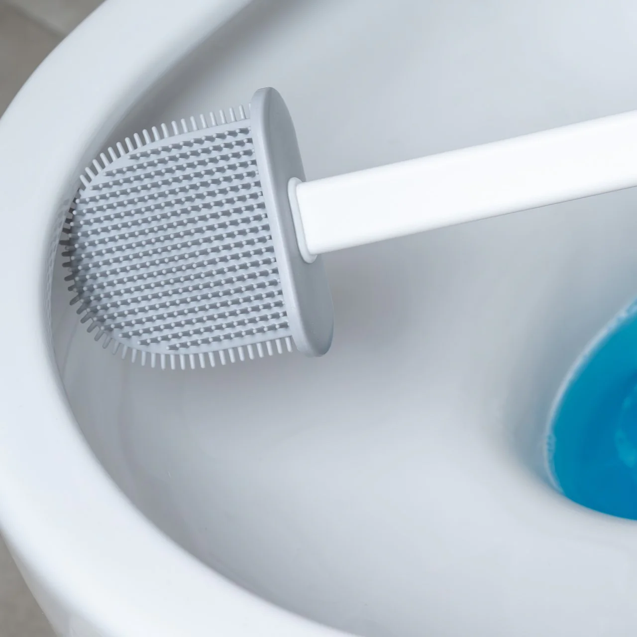 Cleanako Silicone Toilet Brush - Image 12